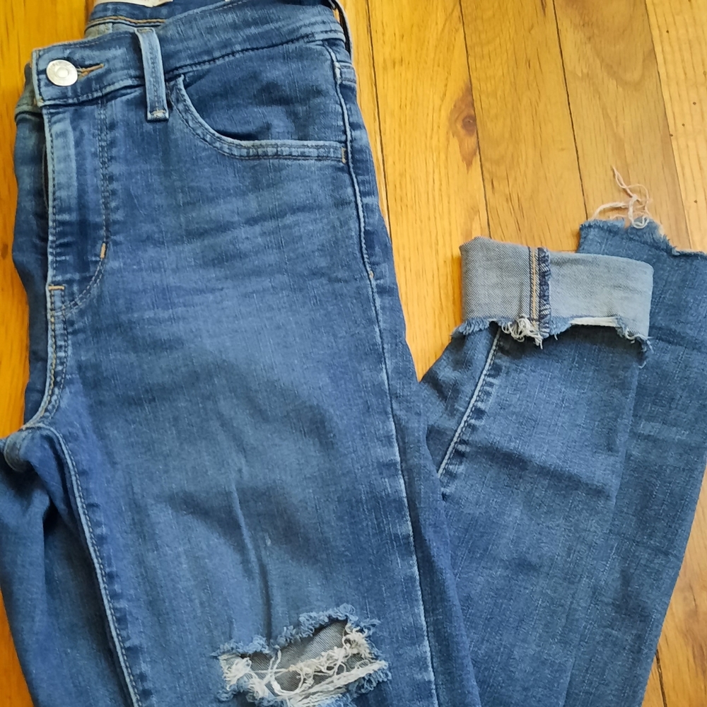 Levis jeans 25